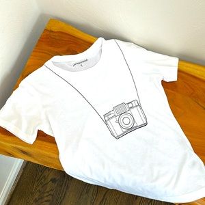 Paperdenim&cloth Size 1 white t-shirt, Tourist Camera graphic